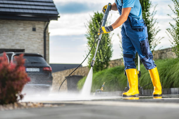 Best Pool Deck Cleaning  in Roebling, NJ